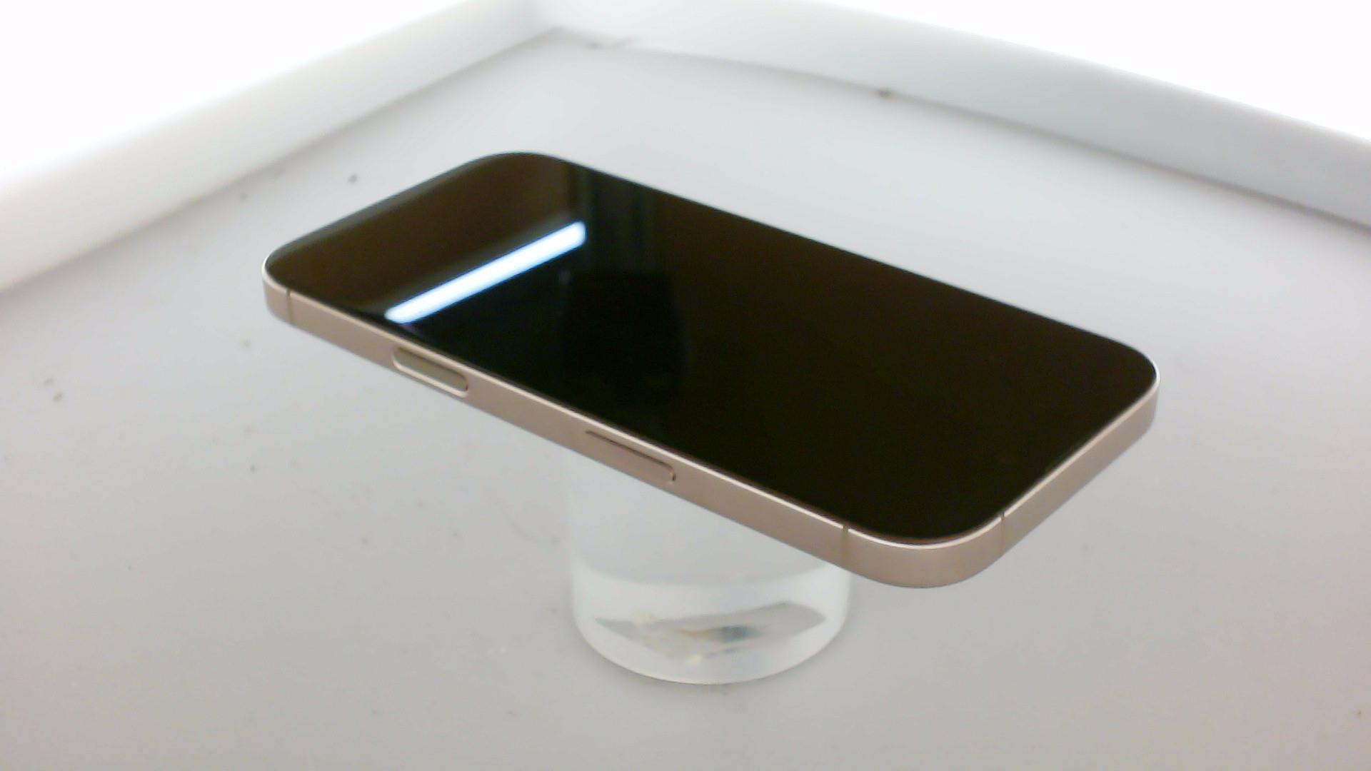 苹果【iPhone 16 pro】95新 