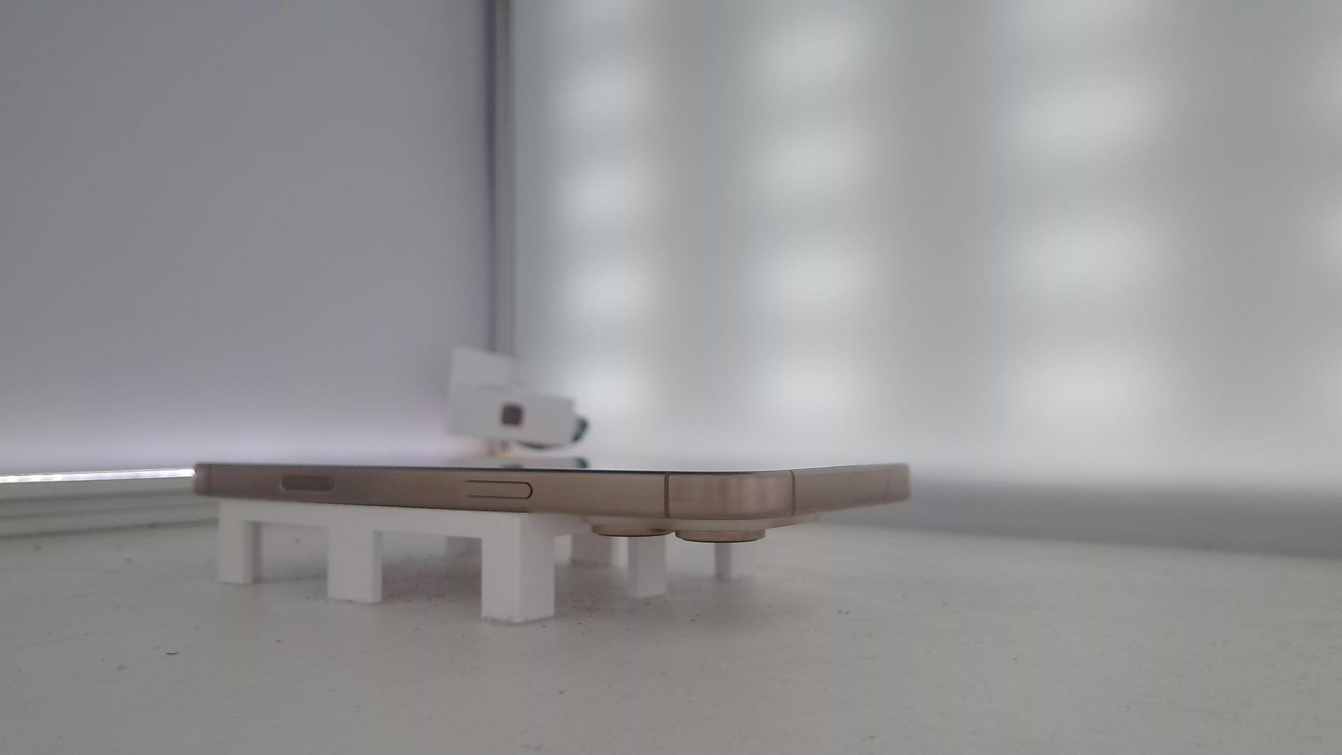 苹果【iPhone 16 pro max】9成新 