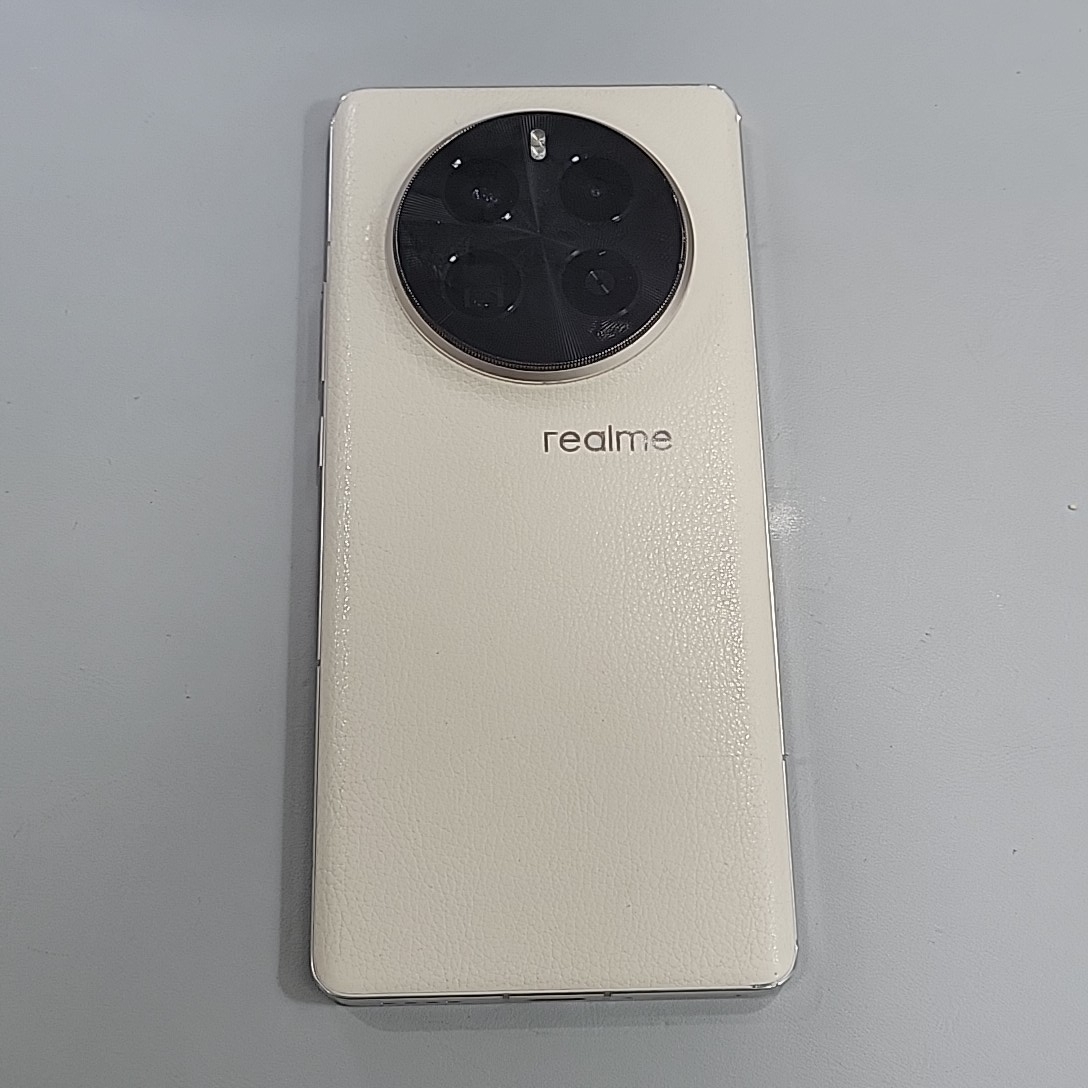 realme【真我 GT5 Pro】8成新 