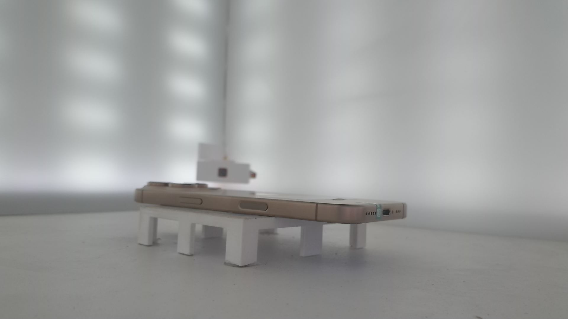 苹果【iPhone 16 pro】9成新 