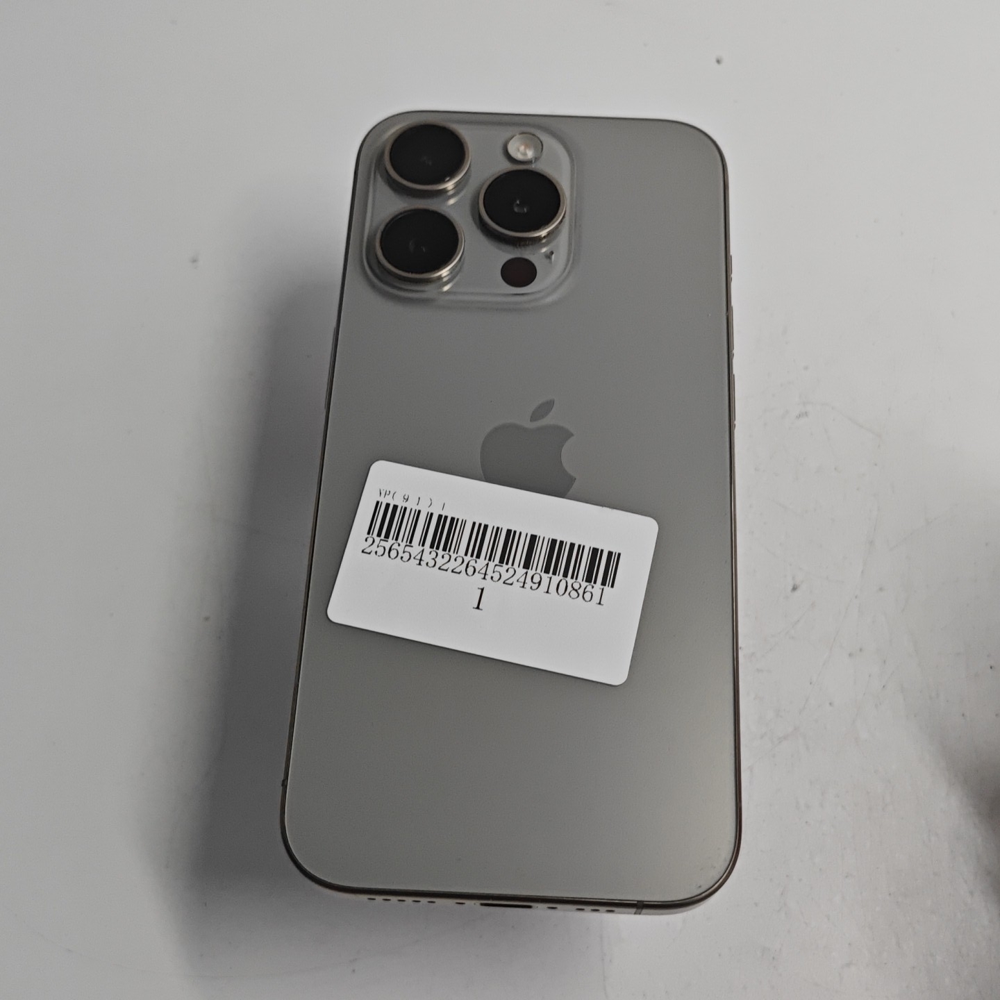 苹果【iPhone 15 Pro】5G全网通 原色钛金属 128G 国行 9成新 