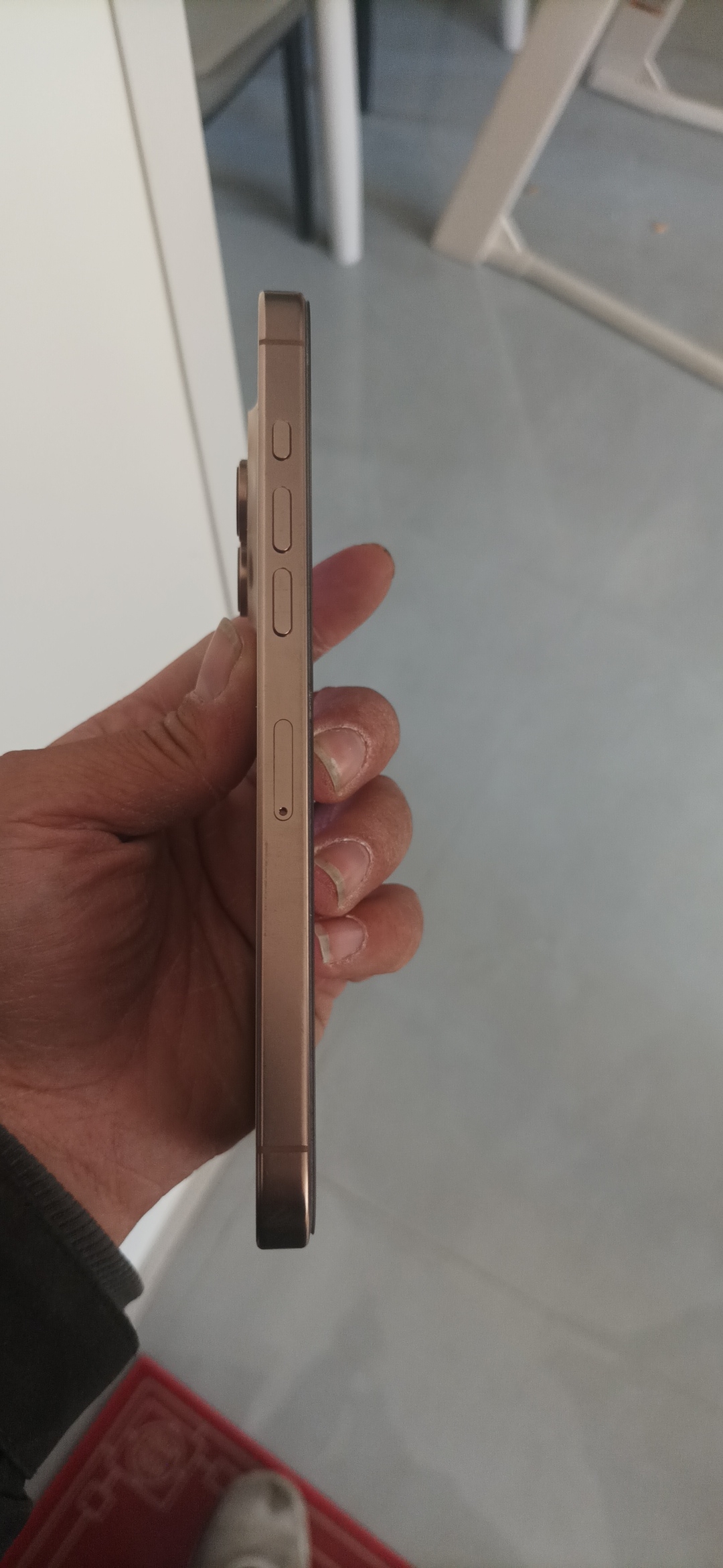 苹果【iPhone 16 pro max】5G全网通 沙漠色钛金属 256G 国行 99新 