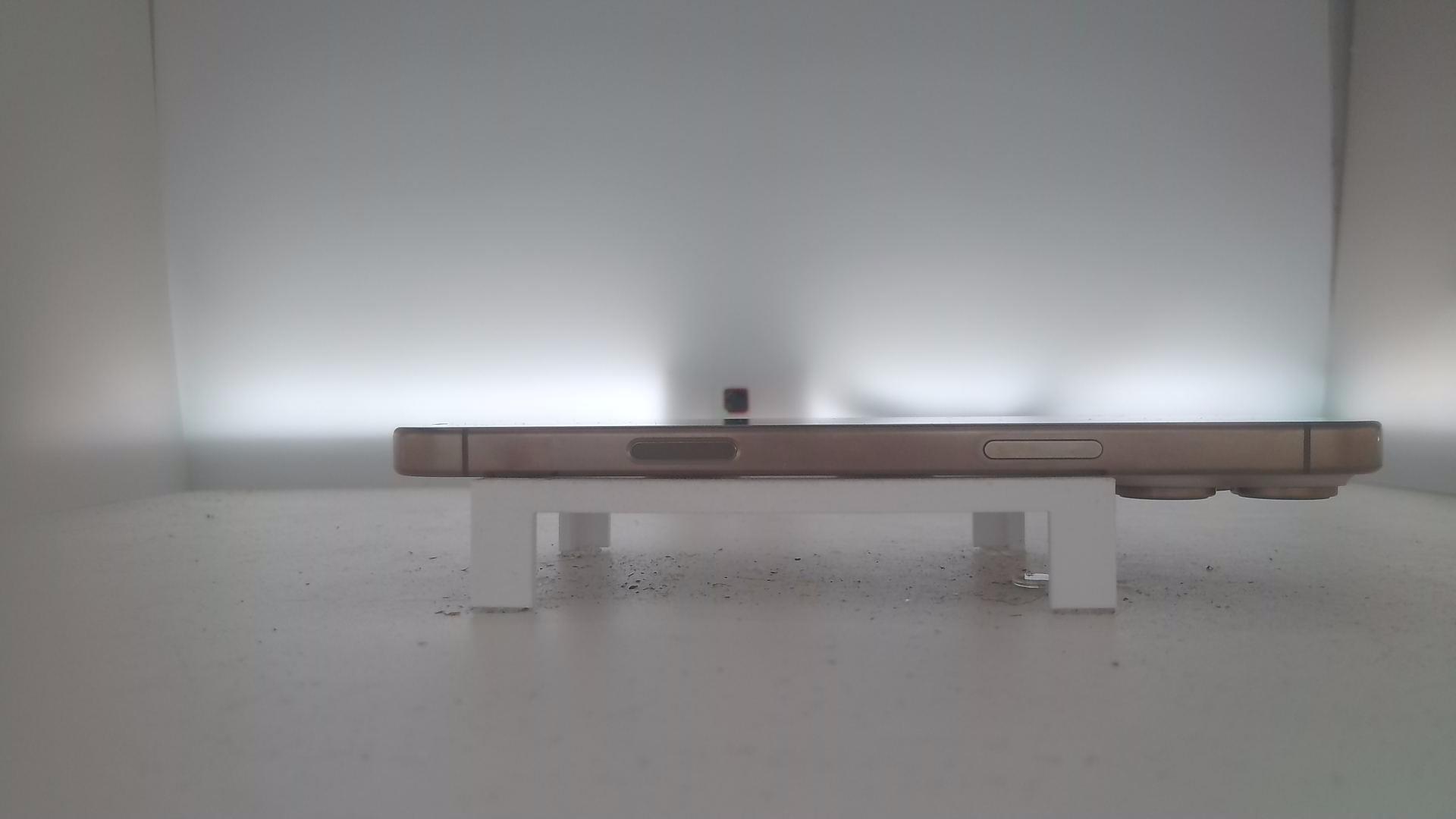 苹果【iPhone 16 pro max】99新 