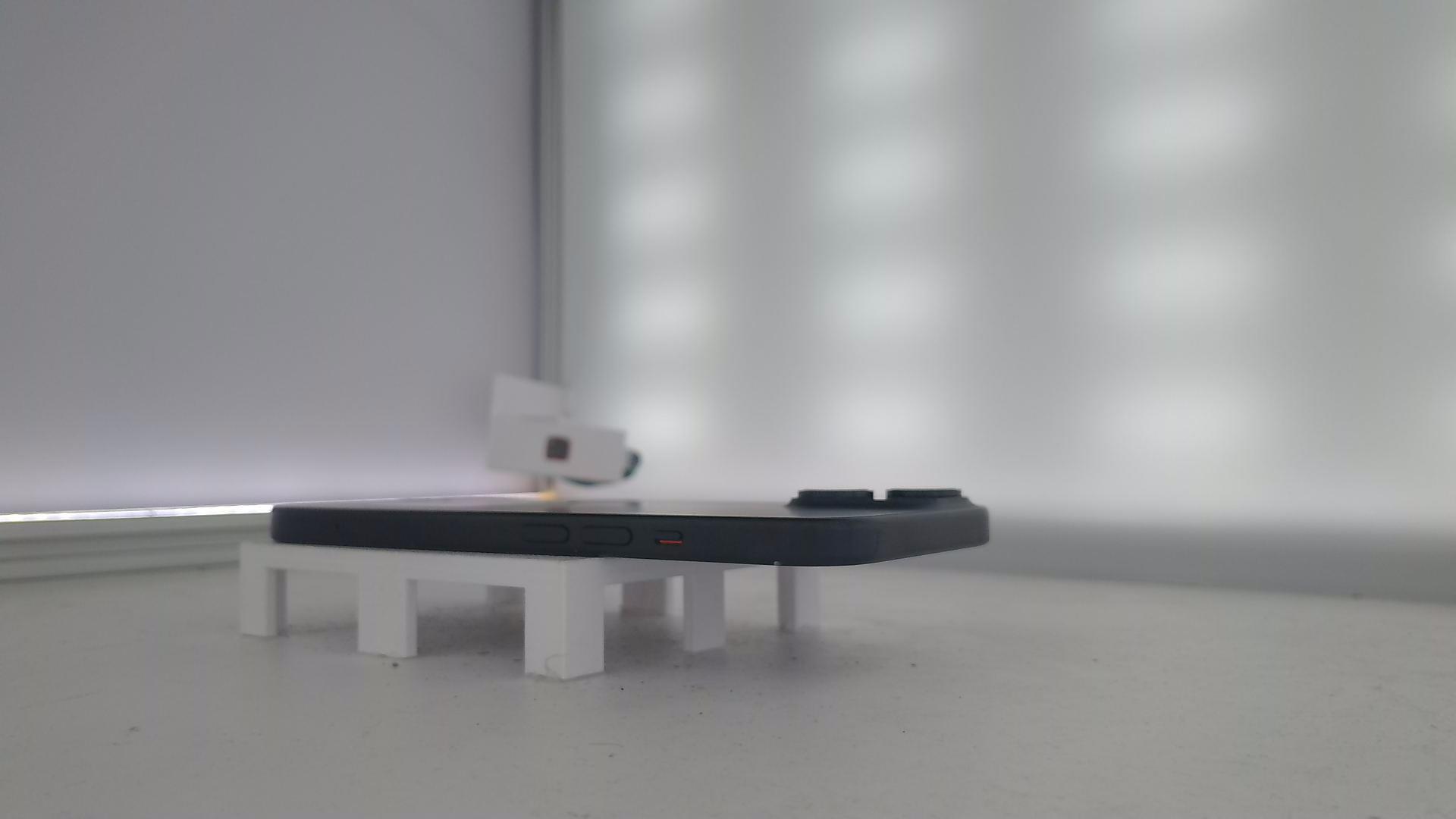 苹果【iPhone 15】8成新 