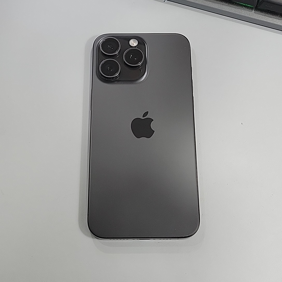 苹果【iPhone 15 Pro Max】99新 