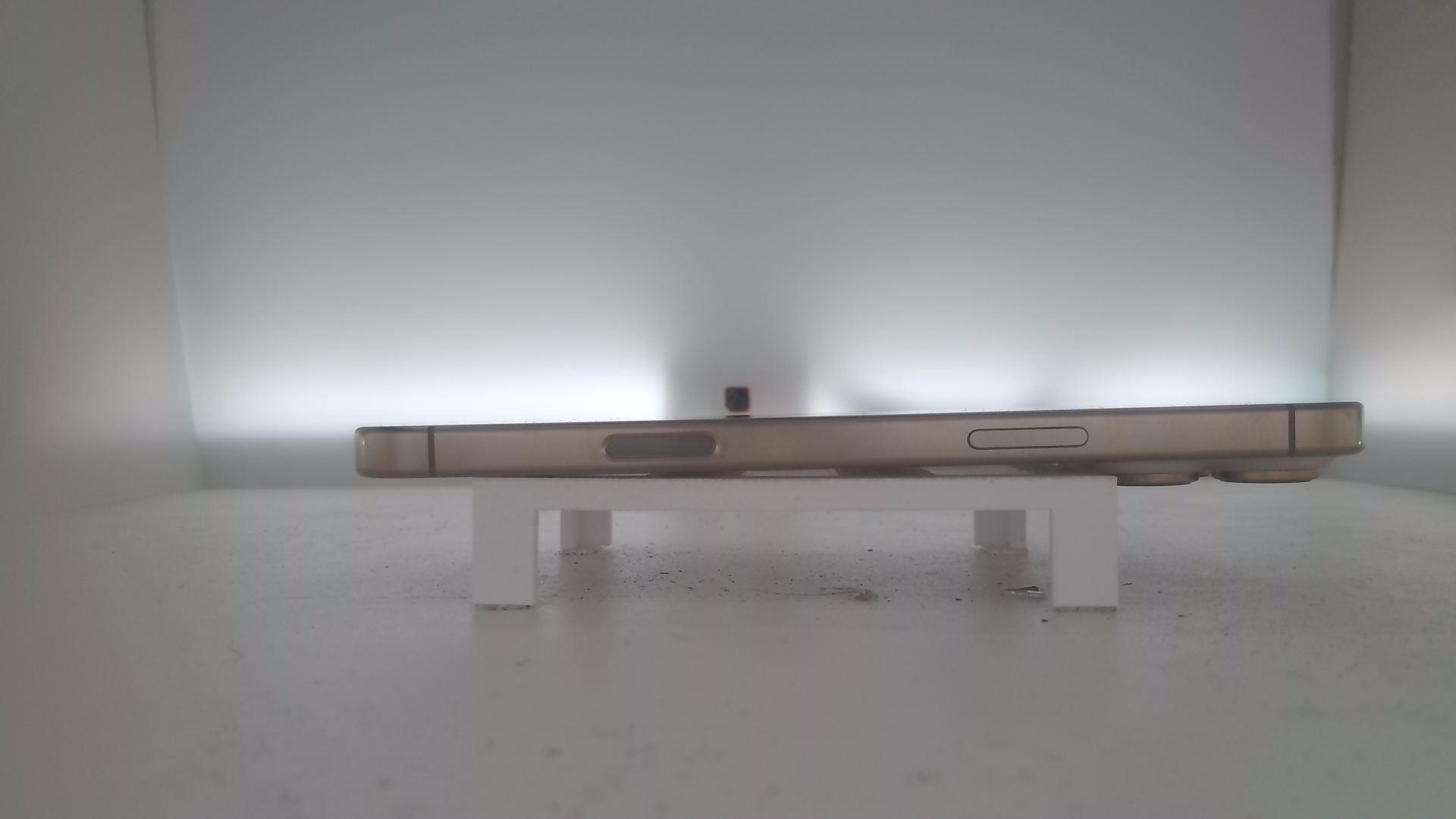 苹果【iPhone 16 pro max】95新 