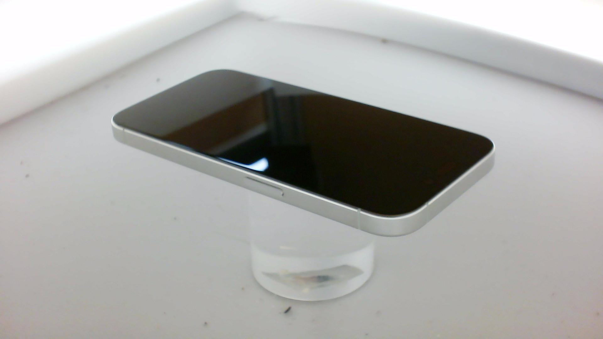 苹果【iPhone 15 Pro】9成新 