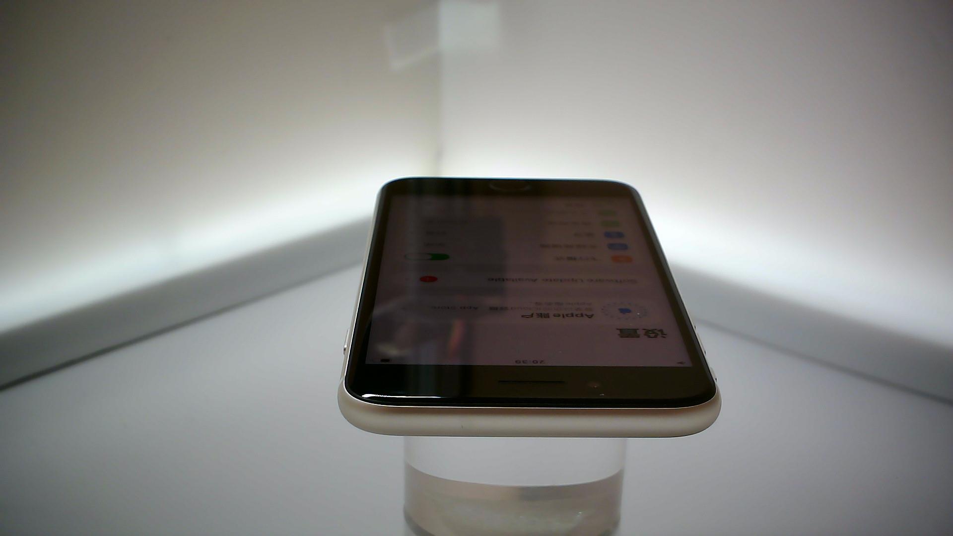 苹果【iPhone SE3】95新 