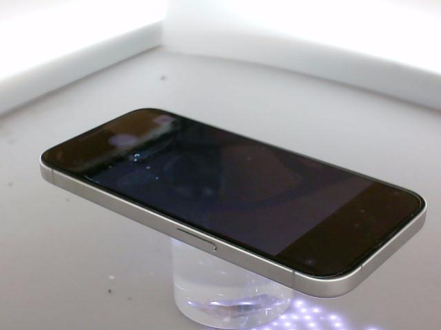 苹果【iPhone 15 Pro】9成新 