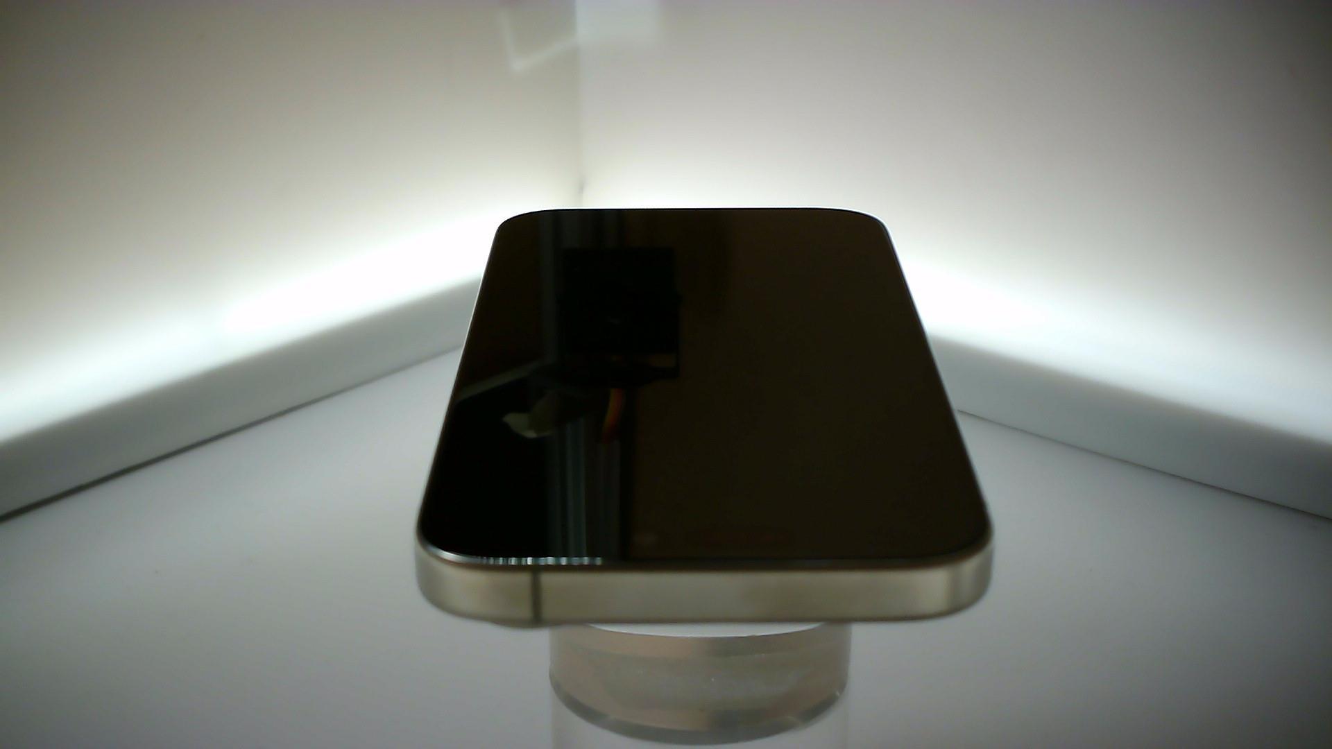 苹果【iPhone 15 Pro】95新 